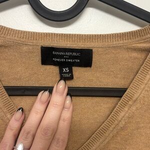 Banana Republic Camel V-Neck Sweater